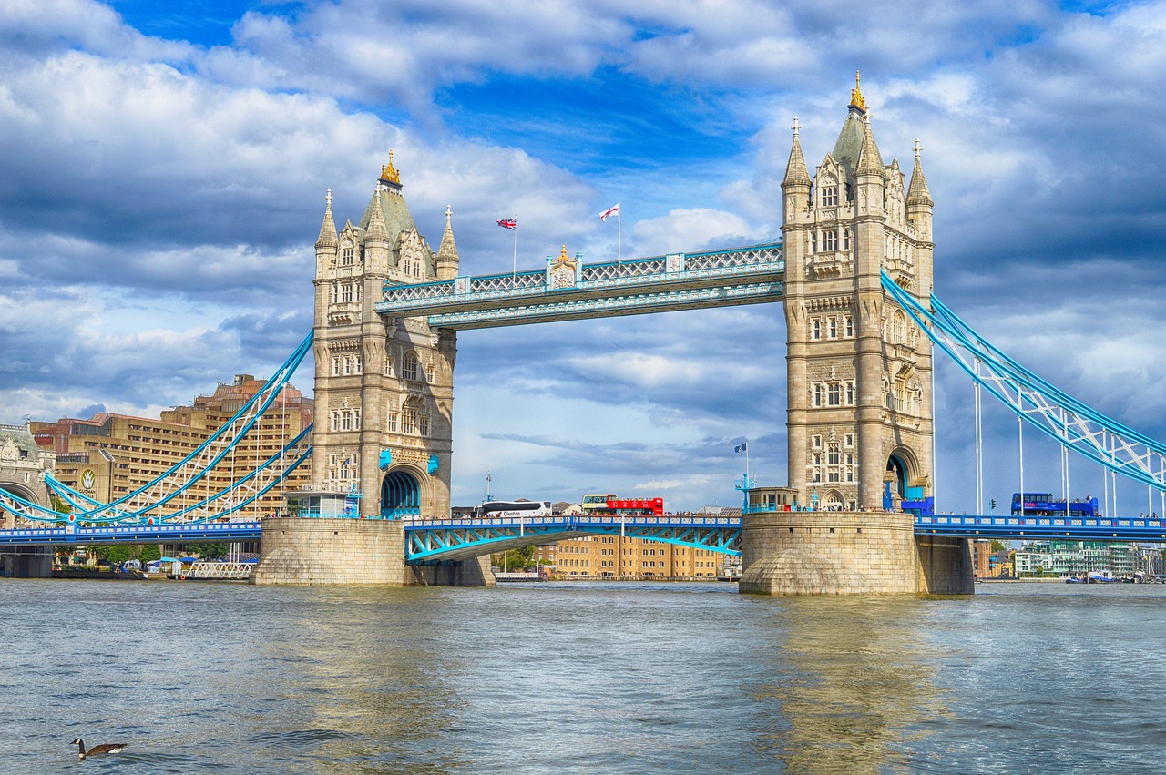 tower-2223305_1280.jpg